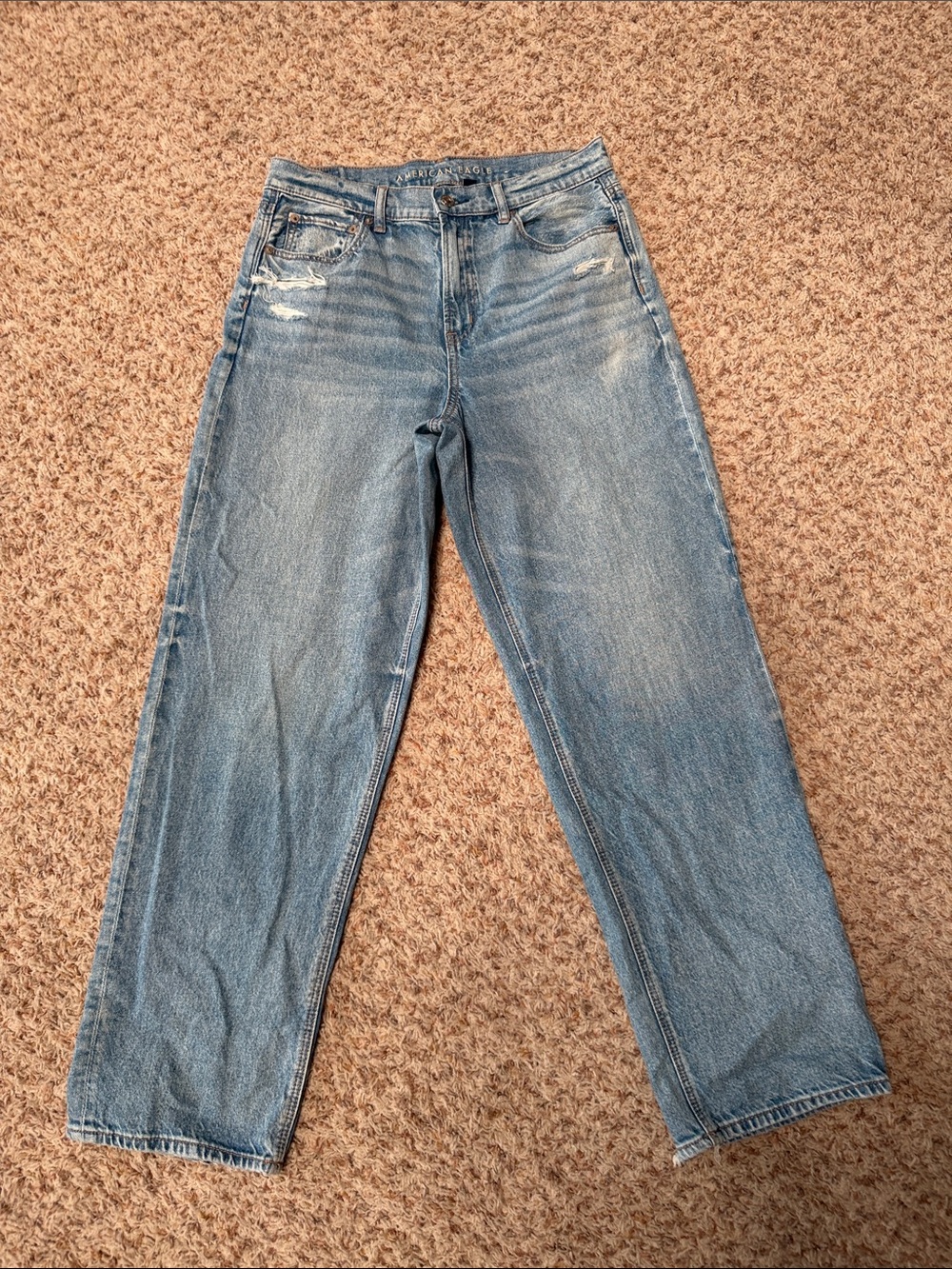 American Eagle Light Blue super high rise baggy Relaxed Straight Jeans